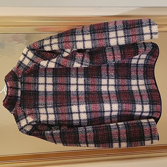 Vineyard Vines Sherpa Pullover - Picture 4 of 9